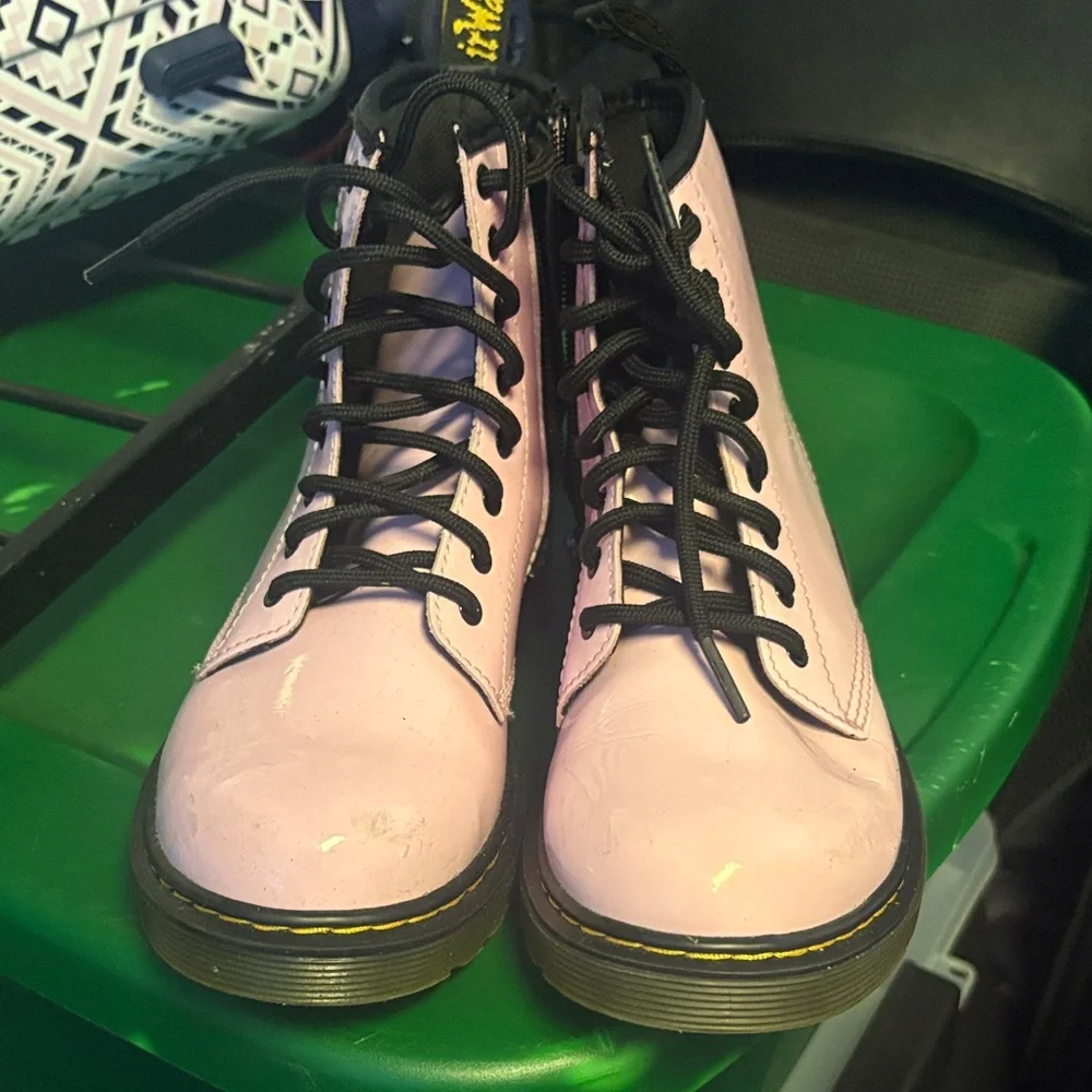 Dr. Martens baby pink boots 4Y